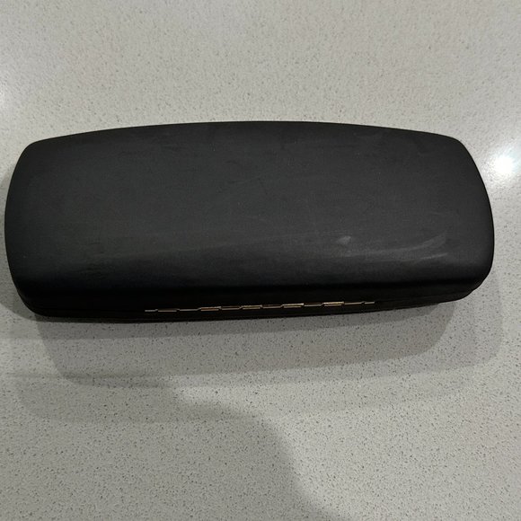 CLAM SHELL Eye Glass Protective Case - Picture 3 of 3